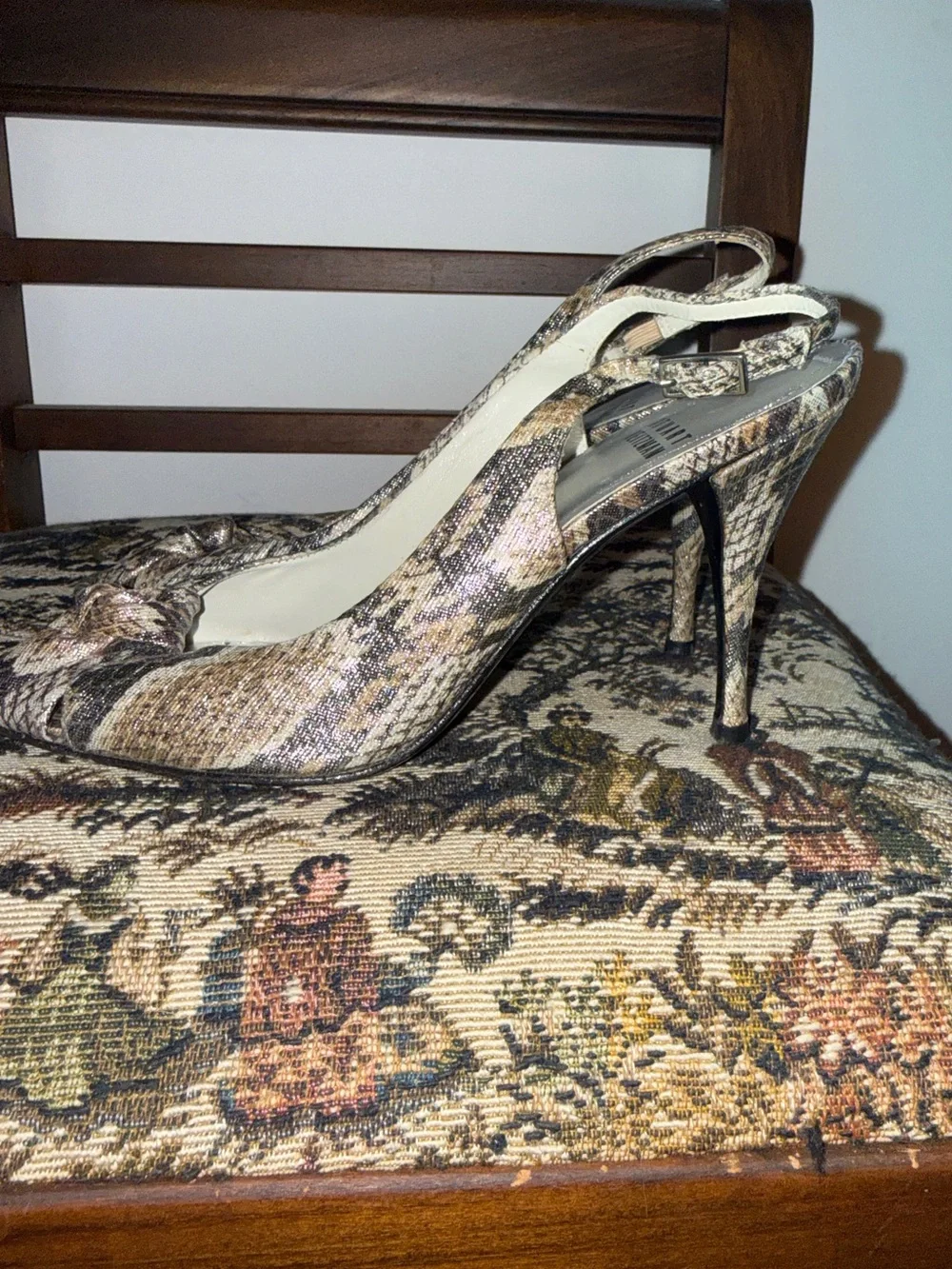 ✨ Stuart Weitzman Snakeskin Print Slingback Heels Size 7.5N Vintage Y2K